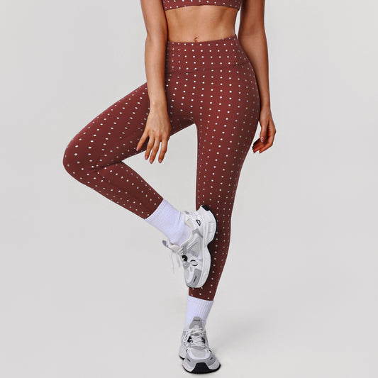 775673261-1
